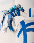 Karaffe blau/weiß handbemalt