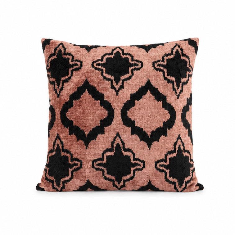 Kissen Ikat 50x50 nude / Schwarze Rhomben