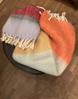 Decke mit Fransen gestreift multicolor- orange/mint/rot