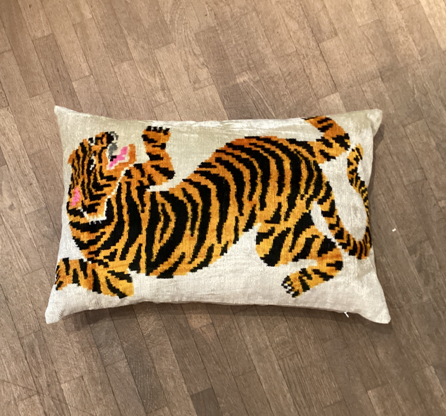 Kissen Seide Ikat Tiger 40x60