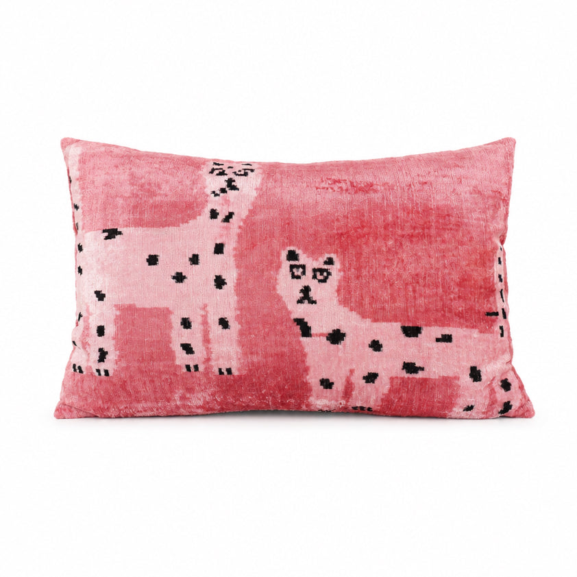 Kissen Ikat Samt 2 Leoparden rosa, 40x60cm