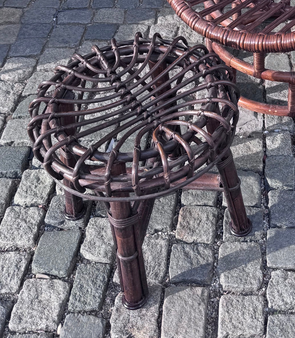 Rattan Hocker Vintage