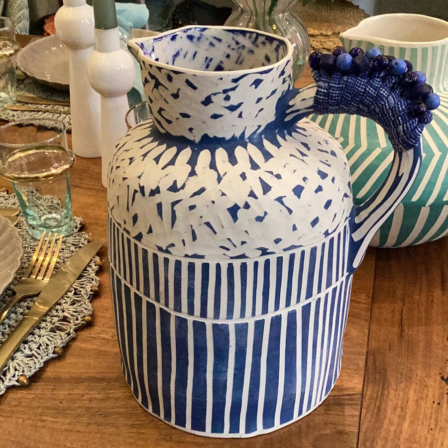 Karaffe A.W.  blau/ weiß groß